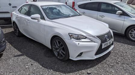 LEXUS IS 2.5 300h Executive Edition