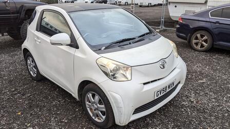 TOYOTA IQ 1.0 VVT-i