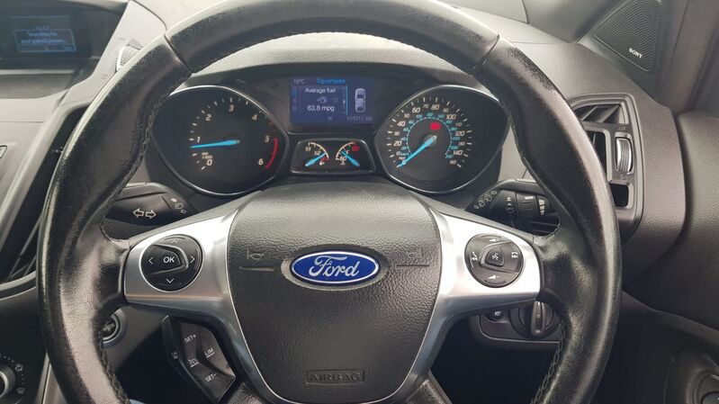 FORD KUGA