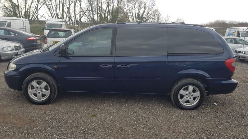 CHRYSLER VOYAGER