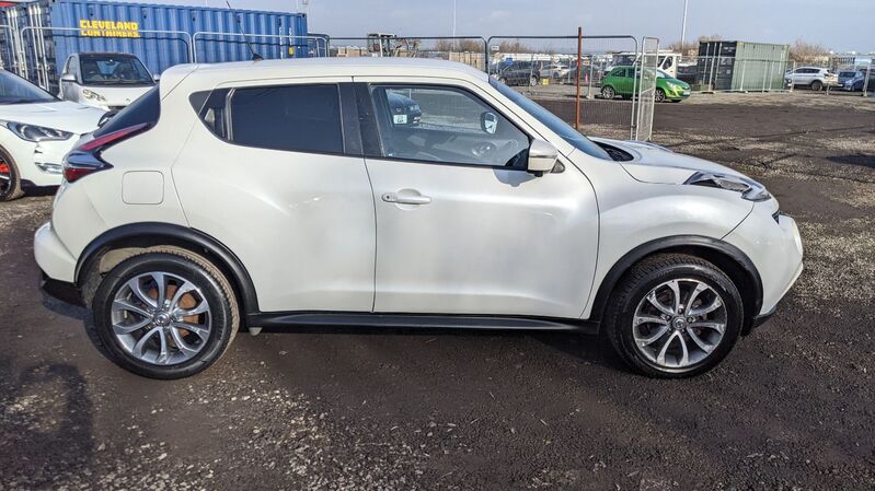 NISSAN JUKE