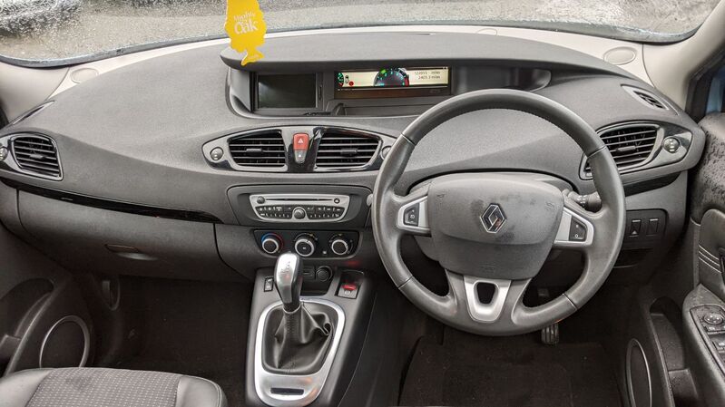 RENAULT SCENIC