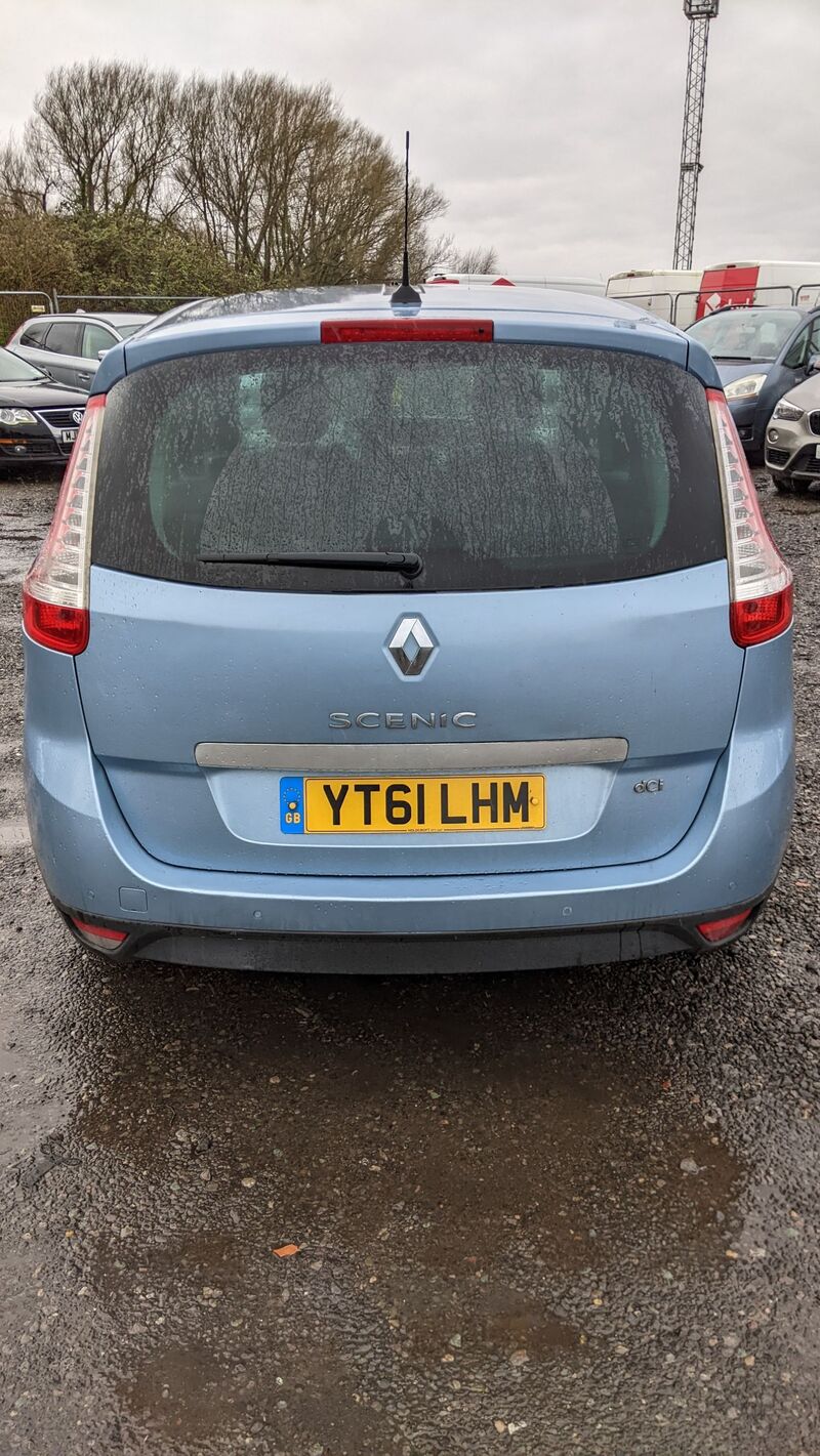 RENAULT SCENIC