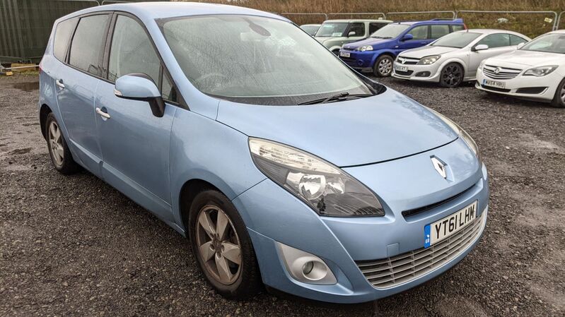 RENAULT SCENIC