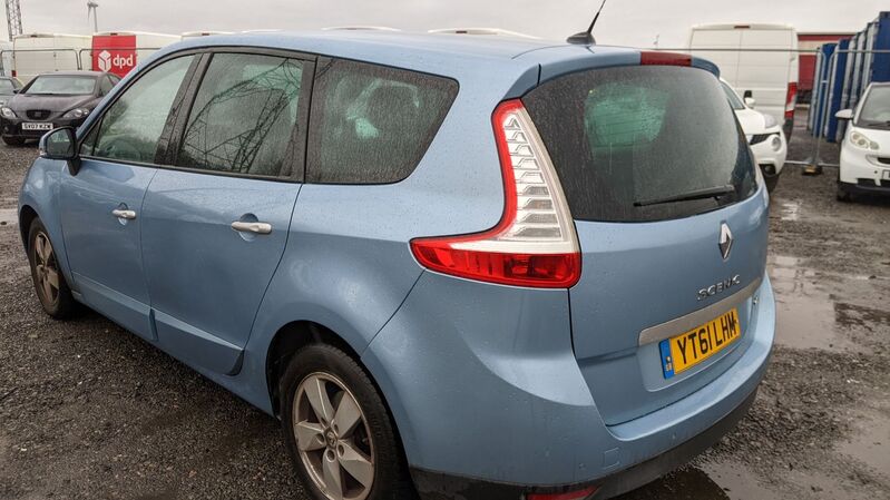 RENAULT SCENIC