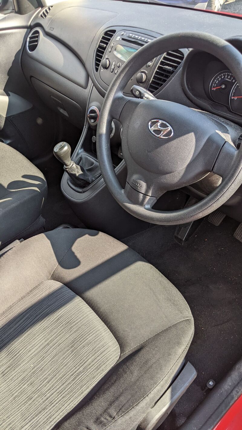 HYUNDAI I10